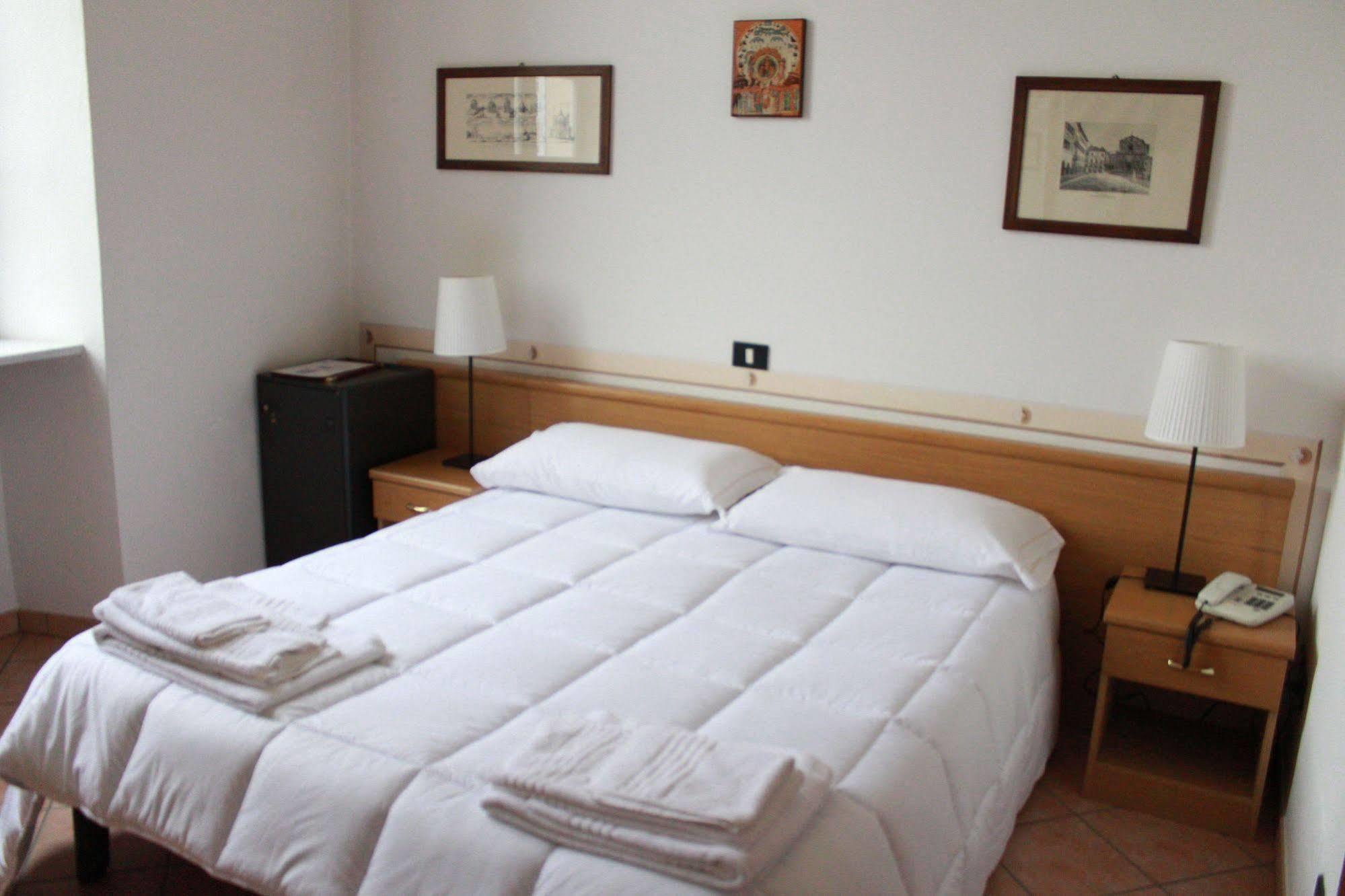 Hotel Portici Vicoforte Eksteriør bilde