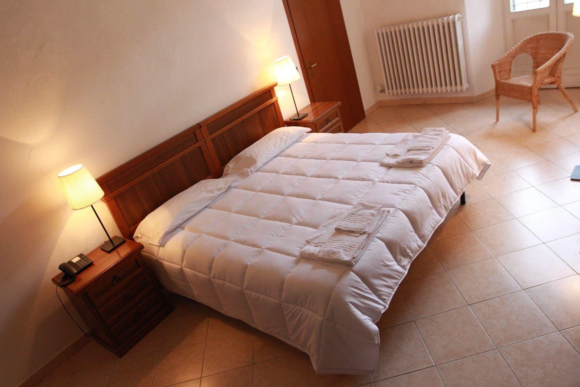 Hotel Portici Vicoforte Eksteriør bilde